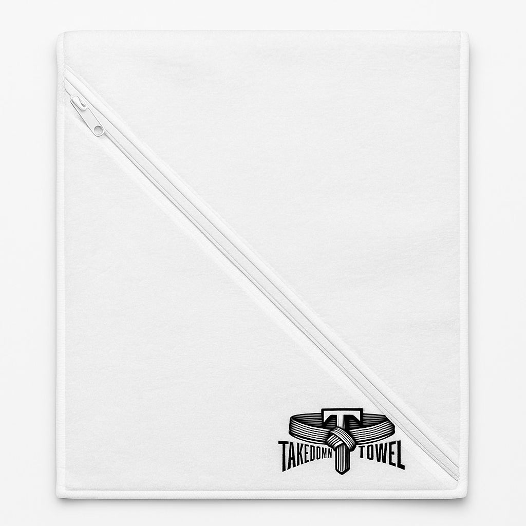 Takedown Towel β Ultra-Absorbent, Anti-Slip, Antimicrobial Gym & Fight Towel with oversized pocket
